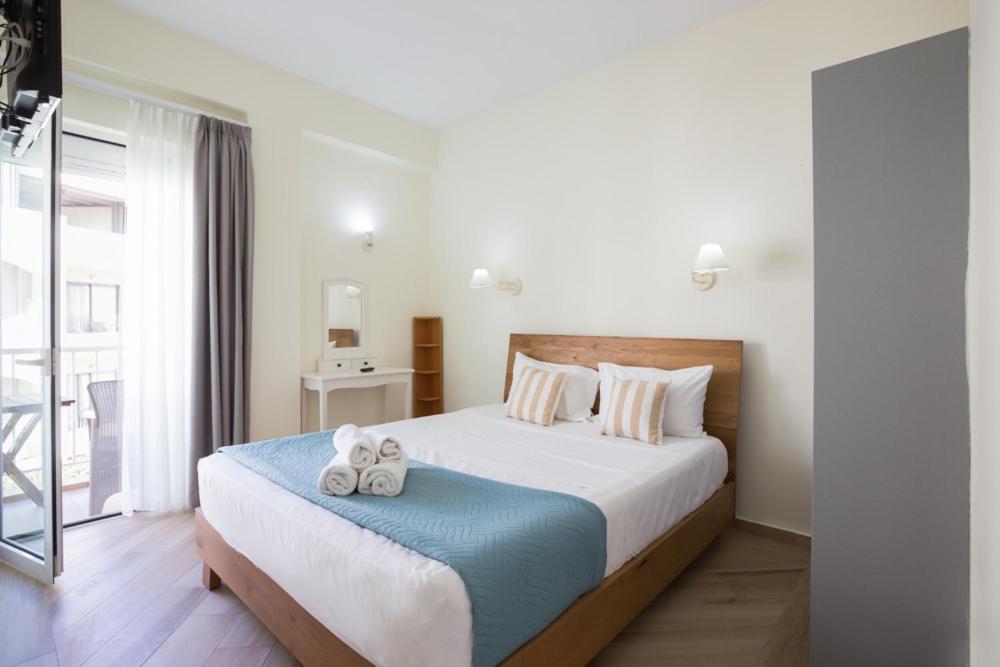 Theo Apartments Ретимно Екстериор снимка